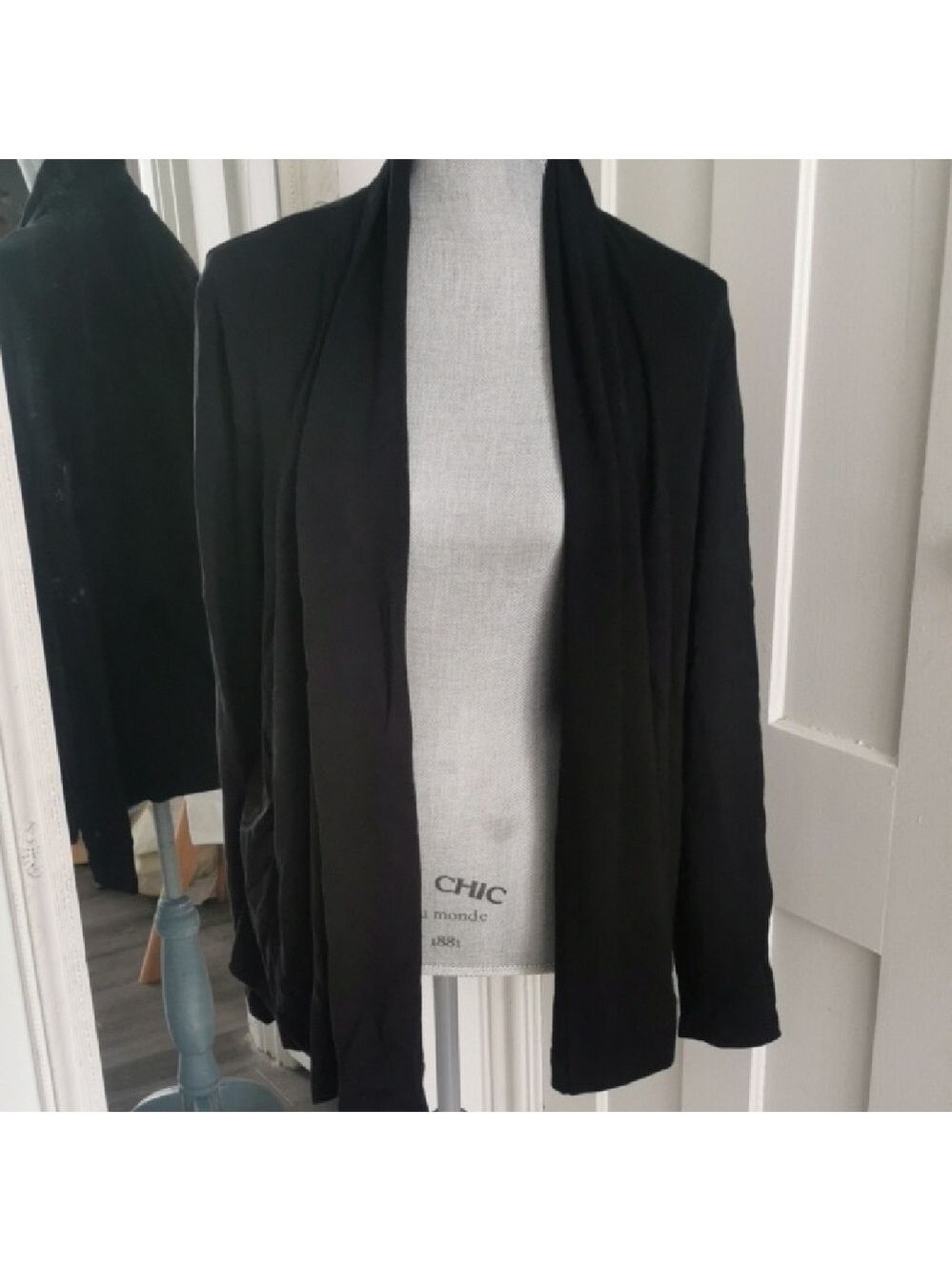 Banana Republic black  classic open cardigan. Size Medium